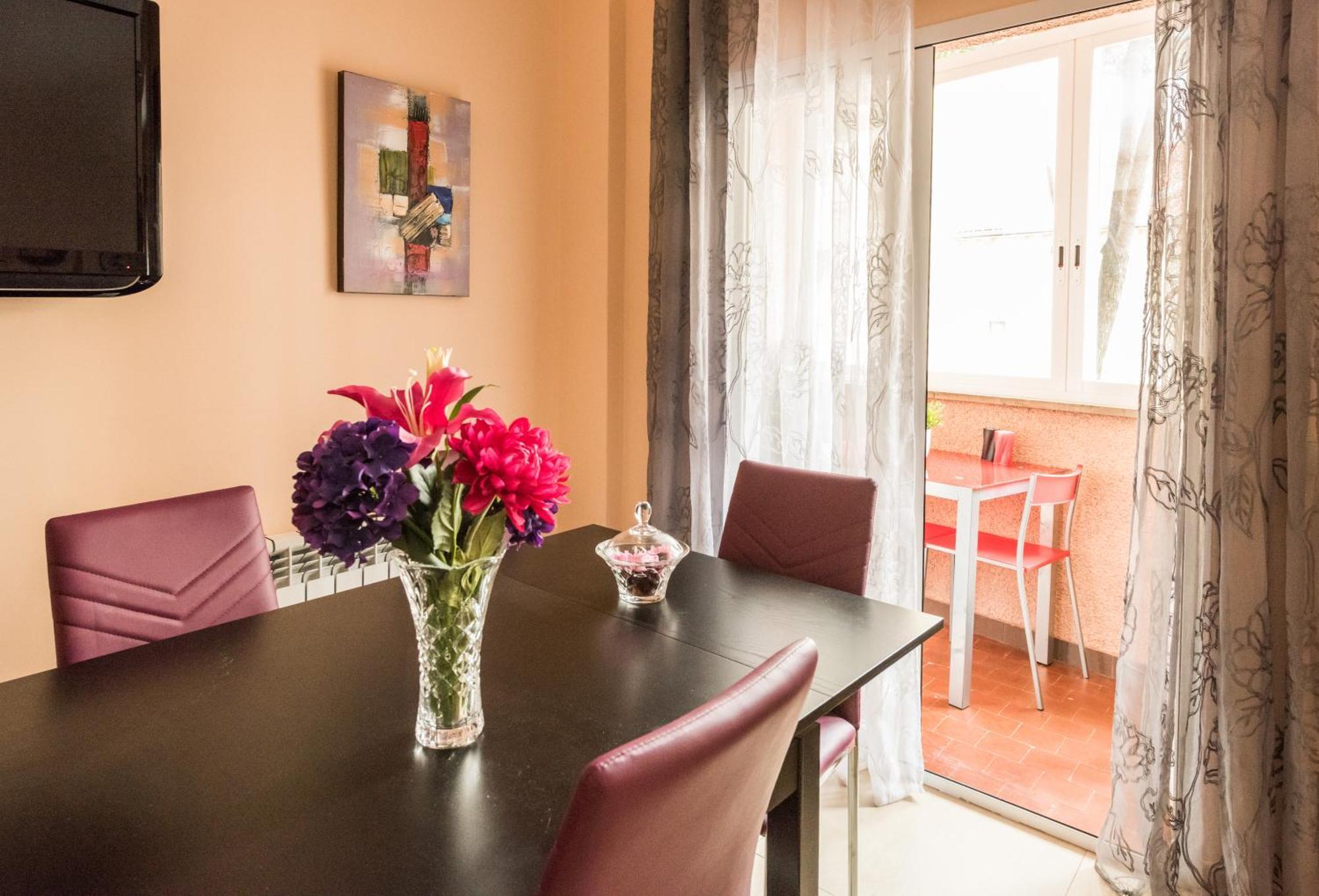 Apartamentos Madrid Xxxiii - Alojamiento De Temporada Номер фото